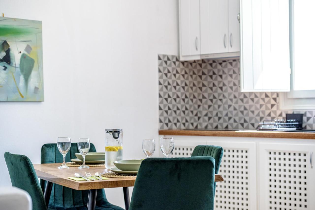 Geminos Complex Villas Kamári Eksteriør billede